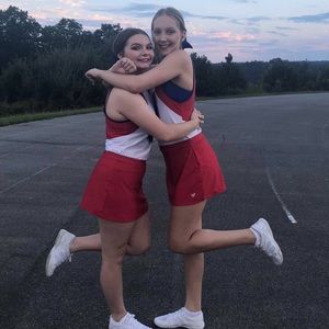 Meet your Posher, Mackenzie